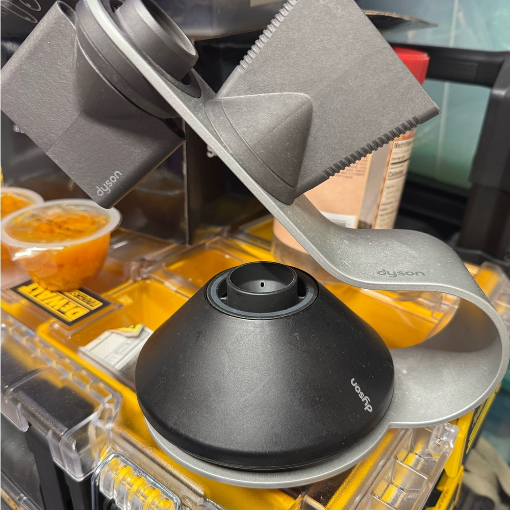 Dyson Hair Tool in Black and Silver